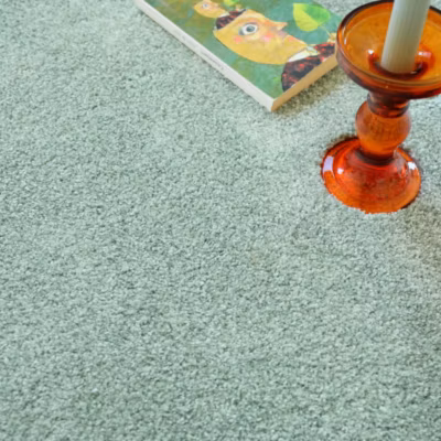Moquette poils longs Touch – Vert sauge – Rouleau de 4m x 15m