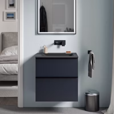 Meuble vasque suspendu MDF Bleu nuit mat, lavabo fonte Noir mat sans trou robinet, poignée Anthracite mat – 60x46x62cm – LAVOA