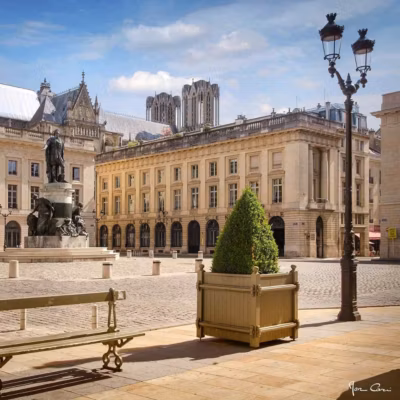 Tableau sur toile sur la place royale de reims 45×45 cm Fabriqué en France