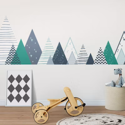 Stickers muraux enfants – Décoration chambre bébé – Autocollant Sticker mural géant enfant montagnes scandinaves ZORKA – 40x65cm
