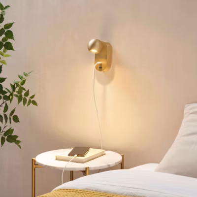 Applique LED dorée chic au style raffiné – Yvan