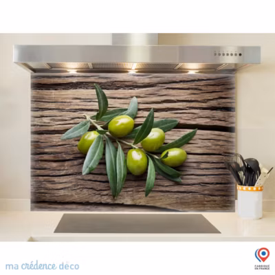 Crédence cuisine fond de hotte Olives sur bois – Verre trempé – L 90 cm x H 70 cm – MaCrédenceDéco