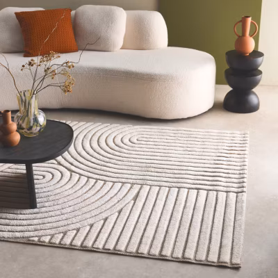 Tapis intérieur motif ethnique arches 80x150cm. poils ras. beige et crème