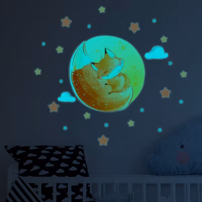 Sticker phosphorescent lumineux – RENARD RÊVEUR + 50 ÉTOILES – Autocollant mural plafond enfant fluorescent – 100x135cm