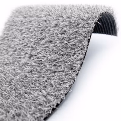 Gazon artificiel Expo classé feu – Gris argent – 22 mm – Rouleau de 2m x 17m
